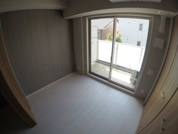 スプランディッド新大阪イースト