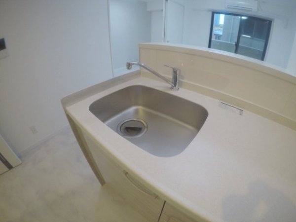 エスグランデ中崎町