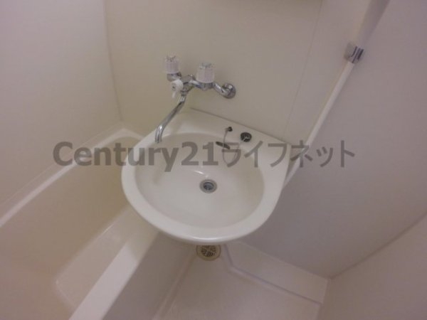 大阪市淀川区東三国５丁目のマンション