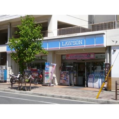 大阪市淀川区東三国５丁目のマンション(ローソン新三国)