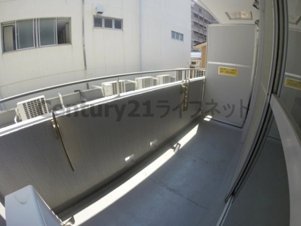 大阪市淀川区東三国５丁目のマンション