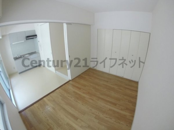 大阪市淀川区東三国５丁目のマンション