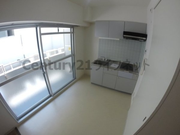 大阪市淀川区東三国５丁目のマンション