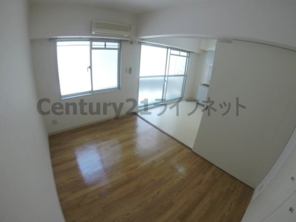 大阪市淀川区東三国５丁目のマンション