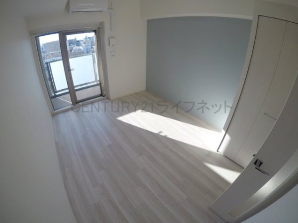 プレサンスOSAKA西中島リエゾン