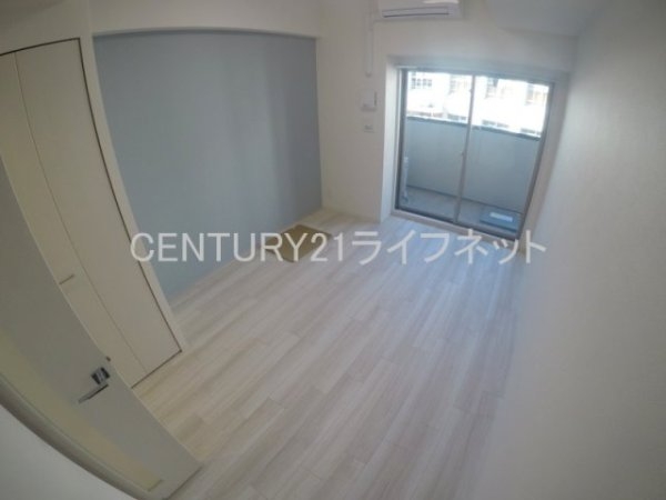 プレサンスOSAKA西中島リエゾン