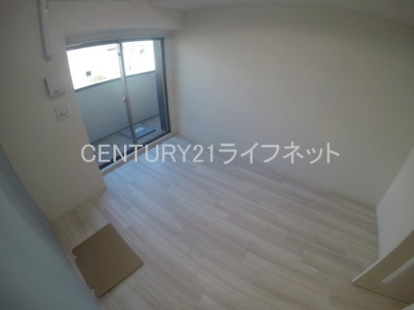 プレサンスOSAKA西中島リエゾン