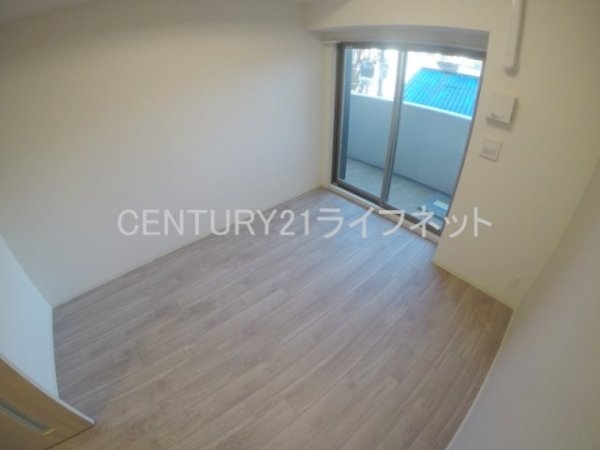 プレサンスOSAKA西中島リエゾン