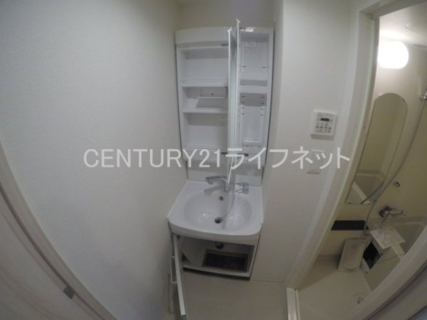 プレサンスOSAKA西中島リエゾン