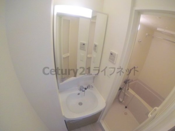 グランカリテ新大阪ウエスト