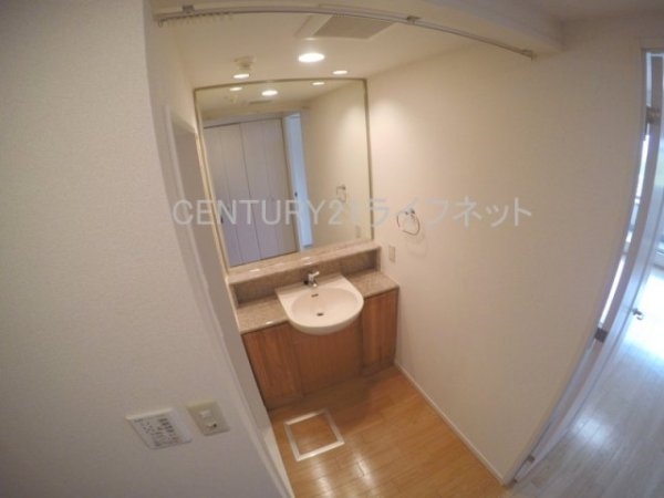 サンロワール江坂