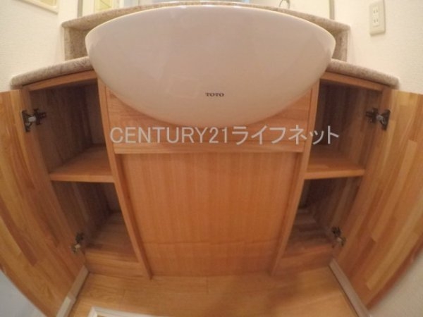 サンロワール江坂