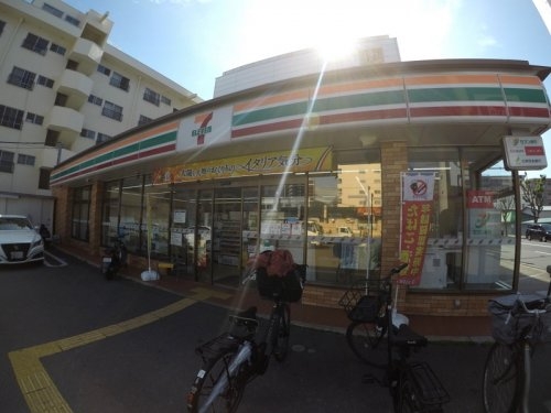 アリビオ江坂南金田(セブンイレブン吹田南金田1丁目店)
