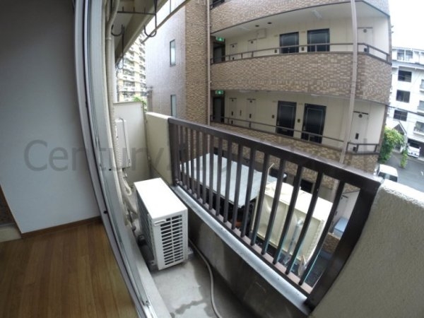 リアライズ東三国