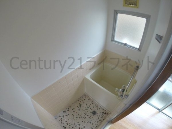 リアライズ東三国