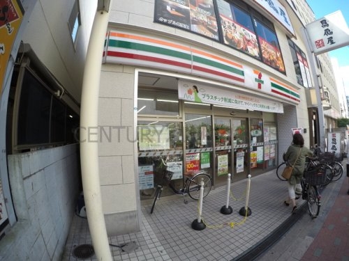 ミュプレ江坂(セブンイレブン江坂エスコタウン店)