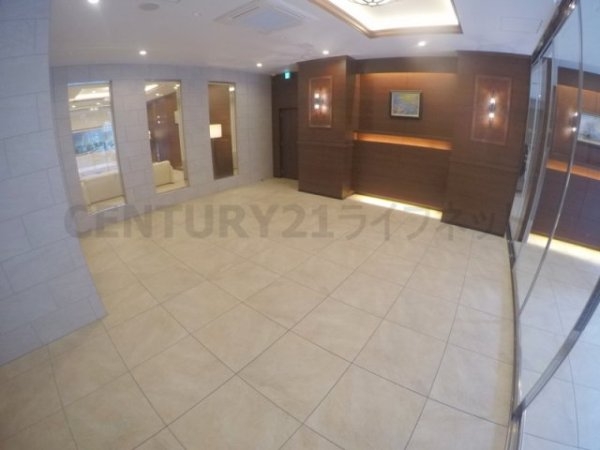 スプランディッド江坂駅前