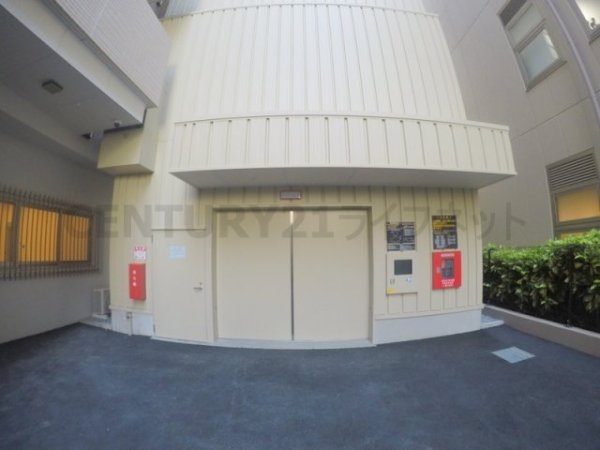 スプランディッド江坂駅前