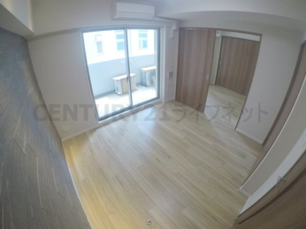 スプランディッド江坂駅前