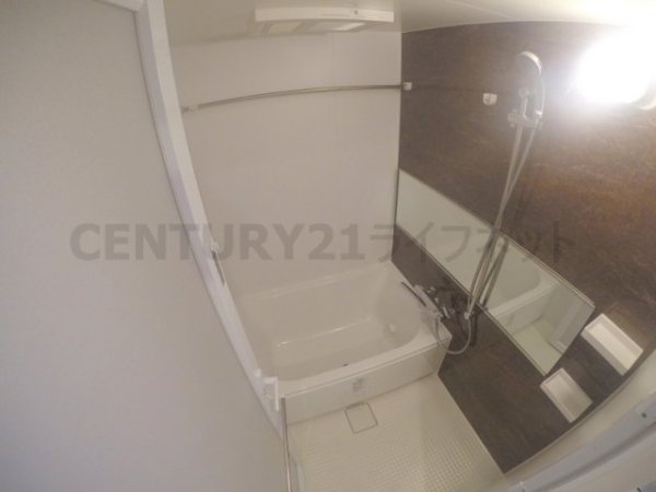 スプランディッド江坂駅前