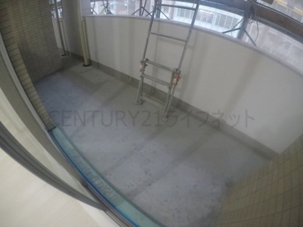 レオンコンフォート十三