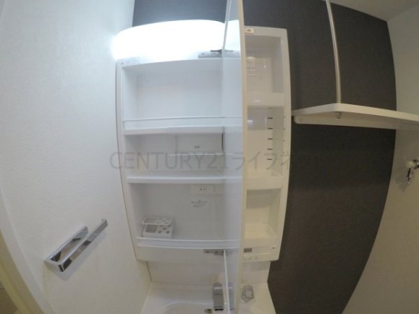 レジュールアッシュ三国本町