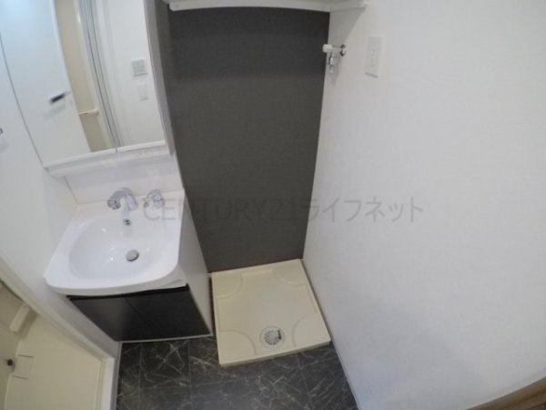 レジュールアッシュ三国本町