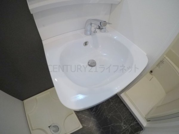 レジュールアッシュ三国本町