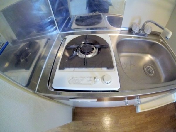 サンコーポウエノ