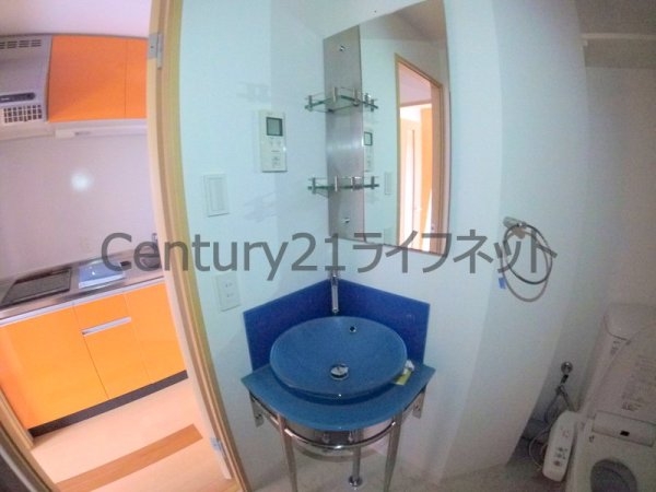 セレニテ天六西