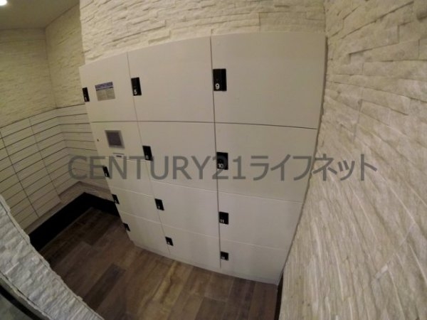 アドバンス西梅田ビオス