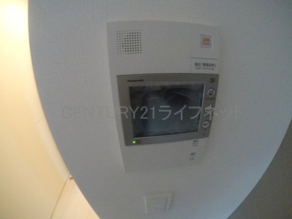 ザミューチュアル江坂