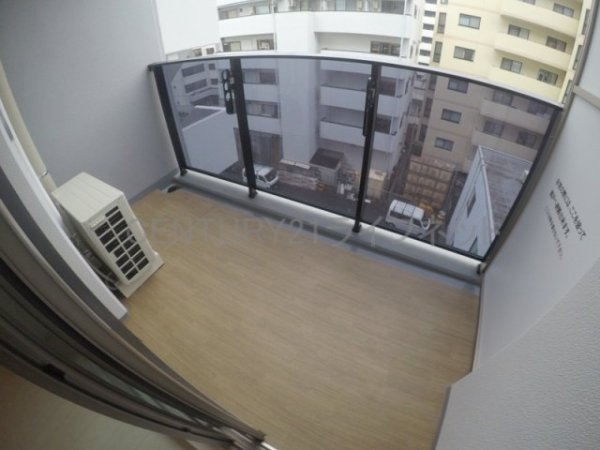 ザミューチュアル江坂