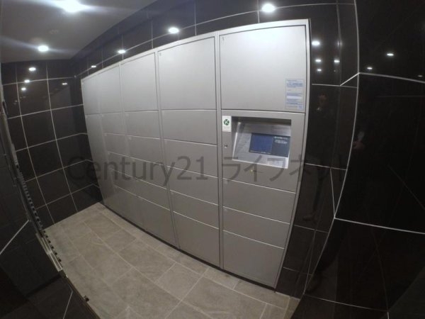 プレサンス新大阪ザシティ