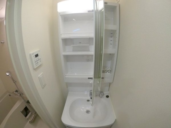 プレサンス東三国エンブレイス