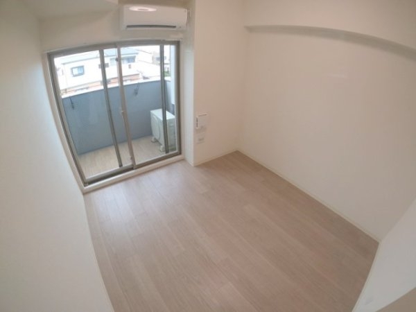 プレサンス東三国エンブレイス