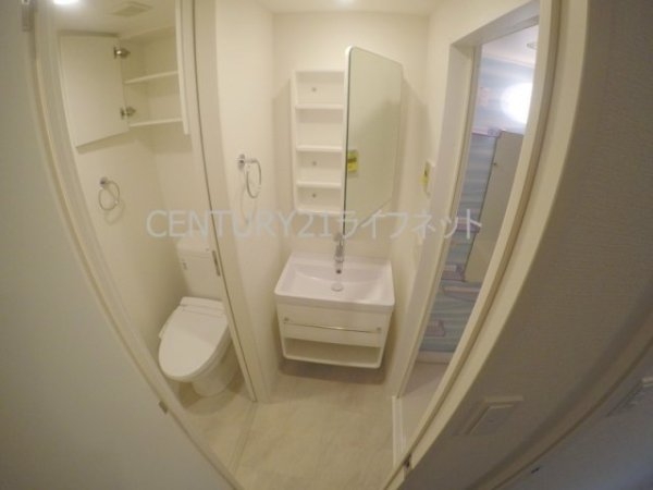 セレニテ中崎町リアン