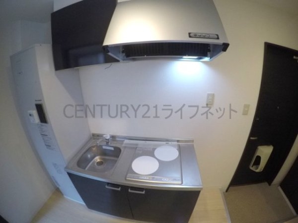 ラ・ヴィ江坂イースト