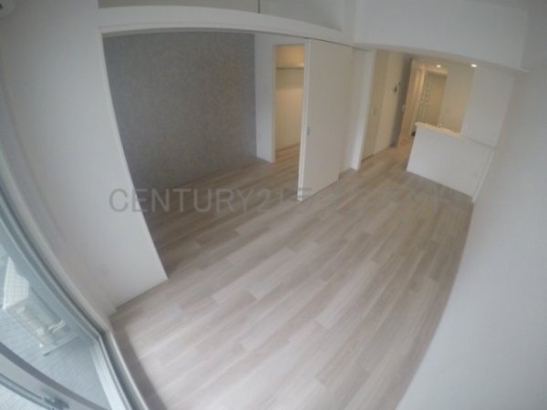 セレニテ江坂ミラク