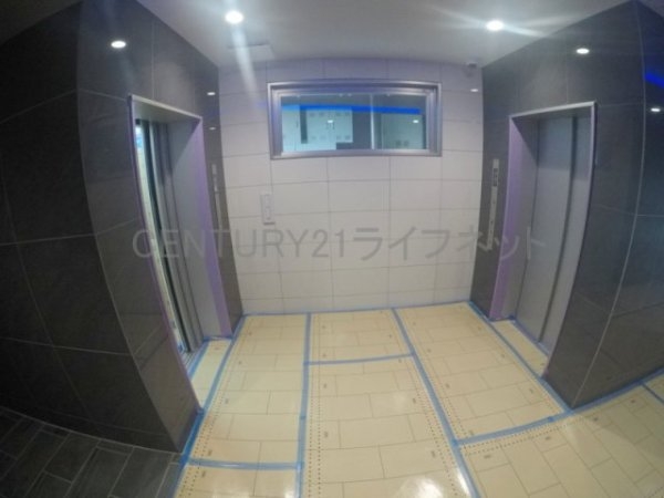 セレニテ江坂ミラク