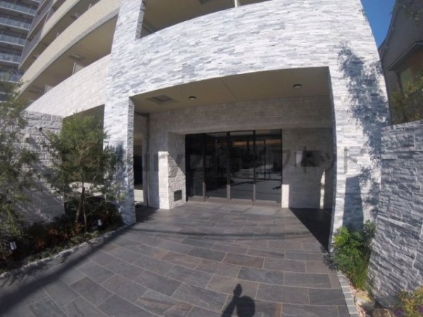 大阪市淀川区十三東３丁目のマンション