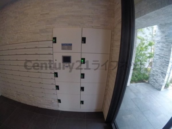 大阪市淀川区十三東３丁目のマンション