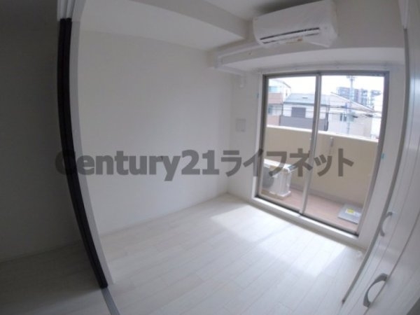 大阪市淀川区十三東３丁目のマンション