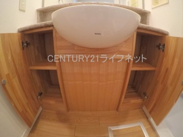 サンロワール江坂