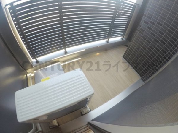 プレサンス大阪三国ネオス