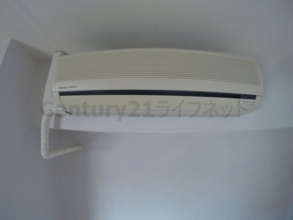 ドムール三国2番館