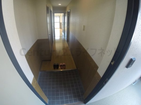 ドムール三国2番館