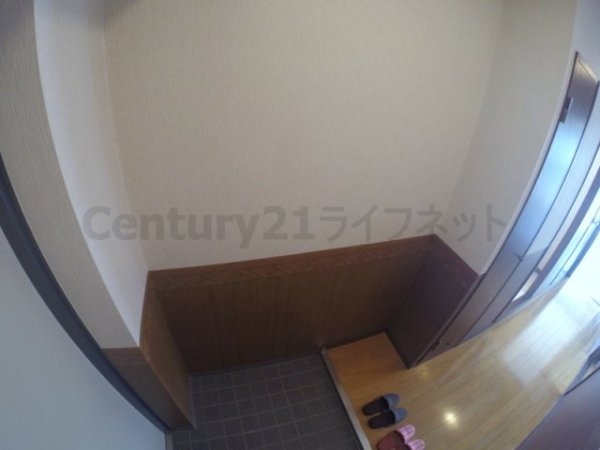 ドムール三国2番館