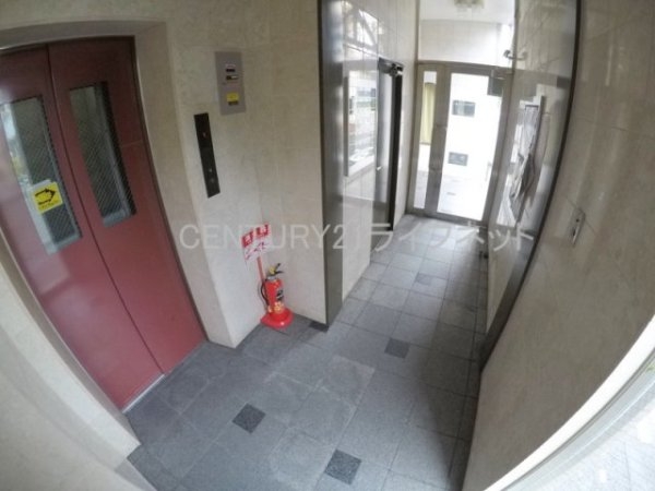 ドムール三国2番館