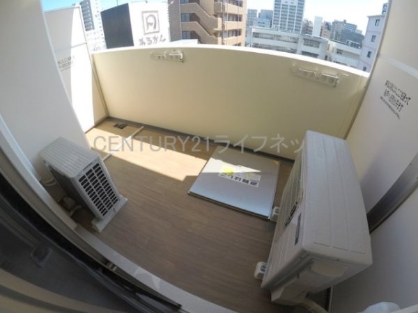 セレニテ江坂ルフレ